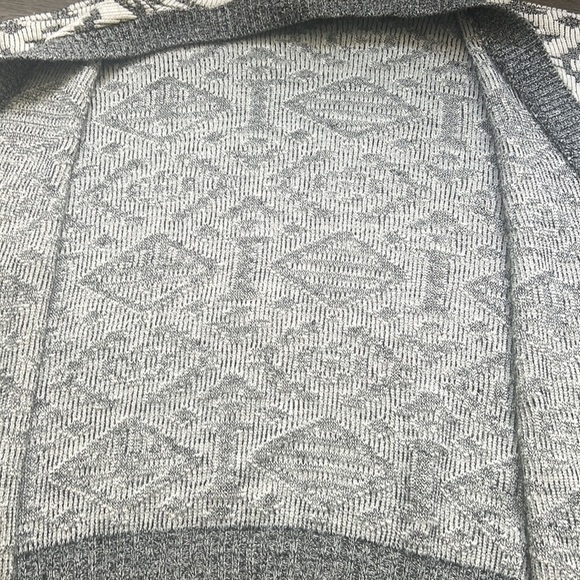 🔥serge Saint  Yves🔥 | Vintage grey and white patterned knit sweater cardigan - Picture 10 of 11